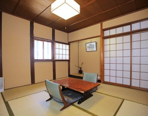 金甲の間（８畳）