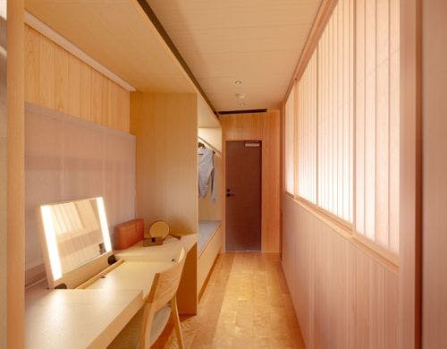 贅奏スイート　パウダールーム