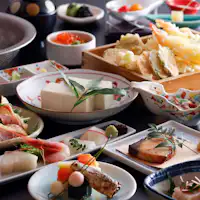 Makanan (Restoran / Tempat Makan)