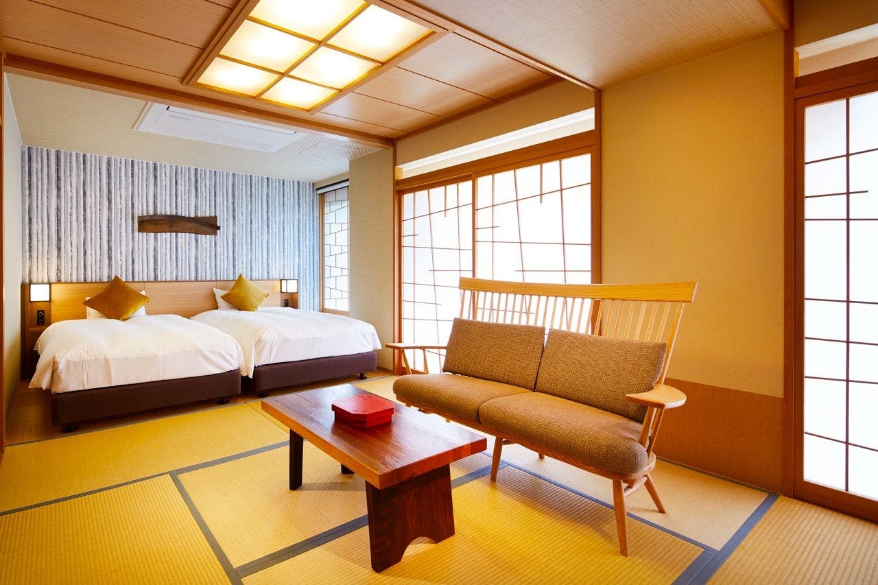 【本館・附帶臥湯】日式和洋室（誕生寺側）