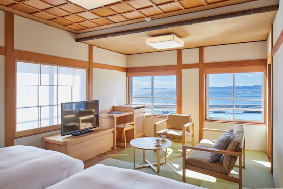 【本館・内風呂付き】和洋室(海側)2-1