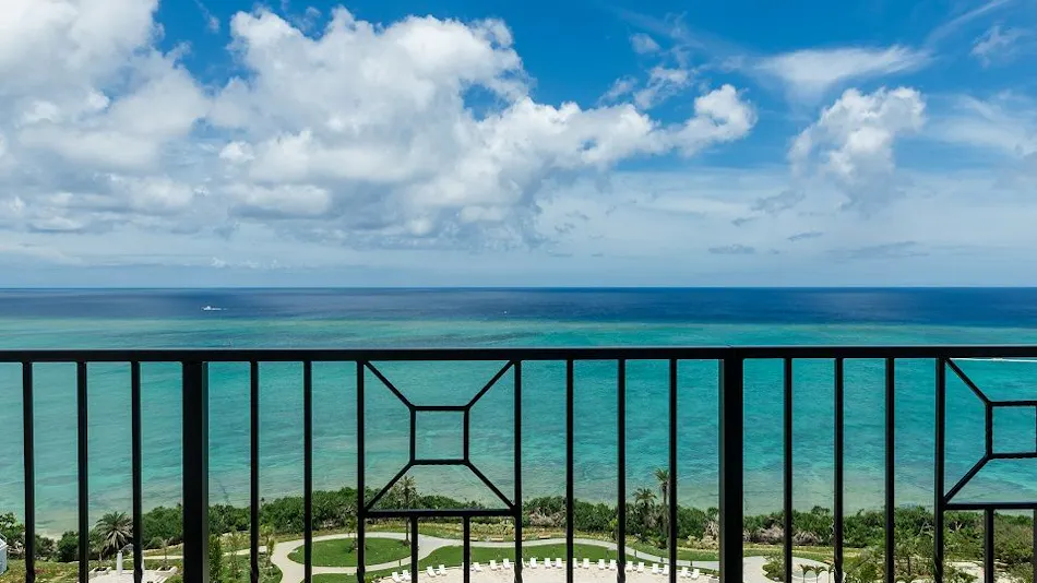 Hotel Monterey Okinawa Spa & Resort