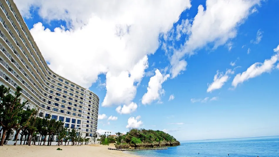 Hotel Monterey Okinawa Spa & Resort
