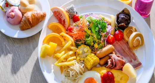 【早60】彩り豊かな季節の食材を盛り込んだ朝食付プラン 2025年4月~