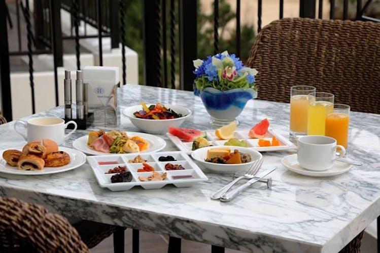 ãã¥ããã§ã¬ã¹ãã©ã³ãã·ã¼ãã©ã¬ã¹ãã