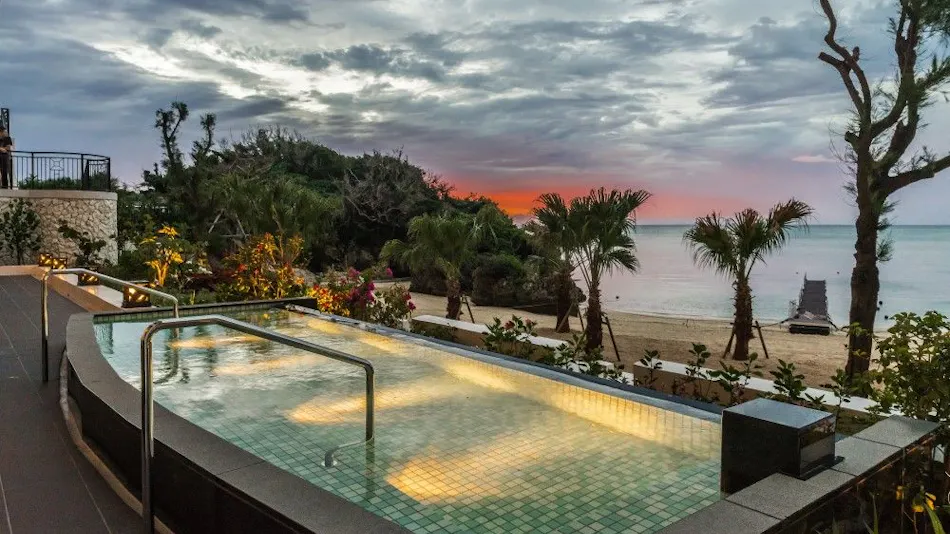 Hotel Monterey Okinawa Spa & Resort