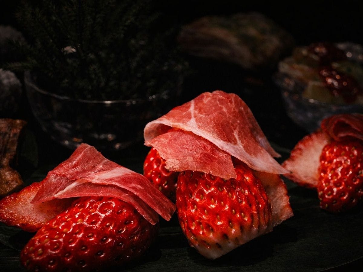 Rencana kumpul-kumpul wanita　Hidangan manis sebagai keuntungan khusus