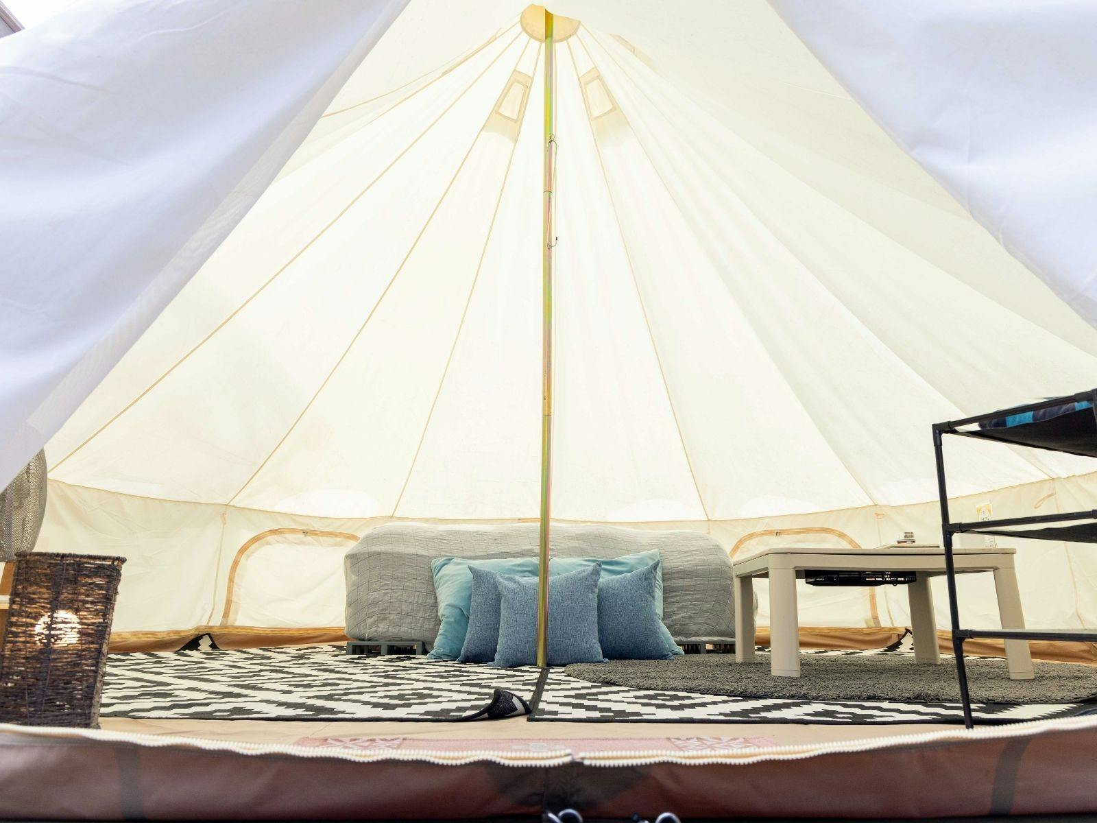 【3種のチーズ＆ワインBBQ】ラクレットなど3種のチーズにあう白ワインをプレゼント＜1泊2食付き＞