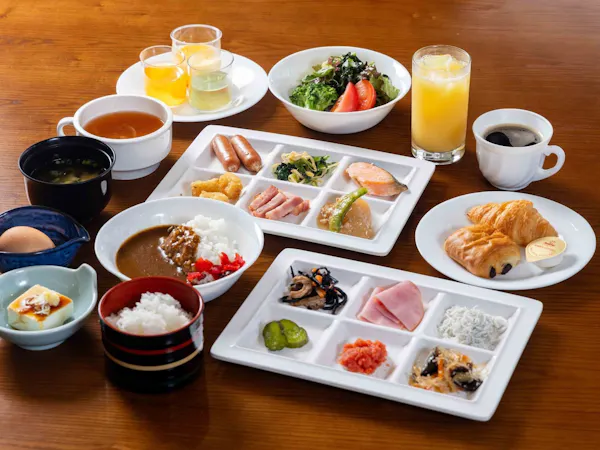 【1泊朝食付】お気軽にリゾートステイ!21時チェックインOK!広々大浴場も完備!