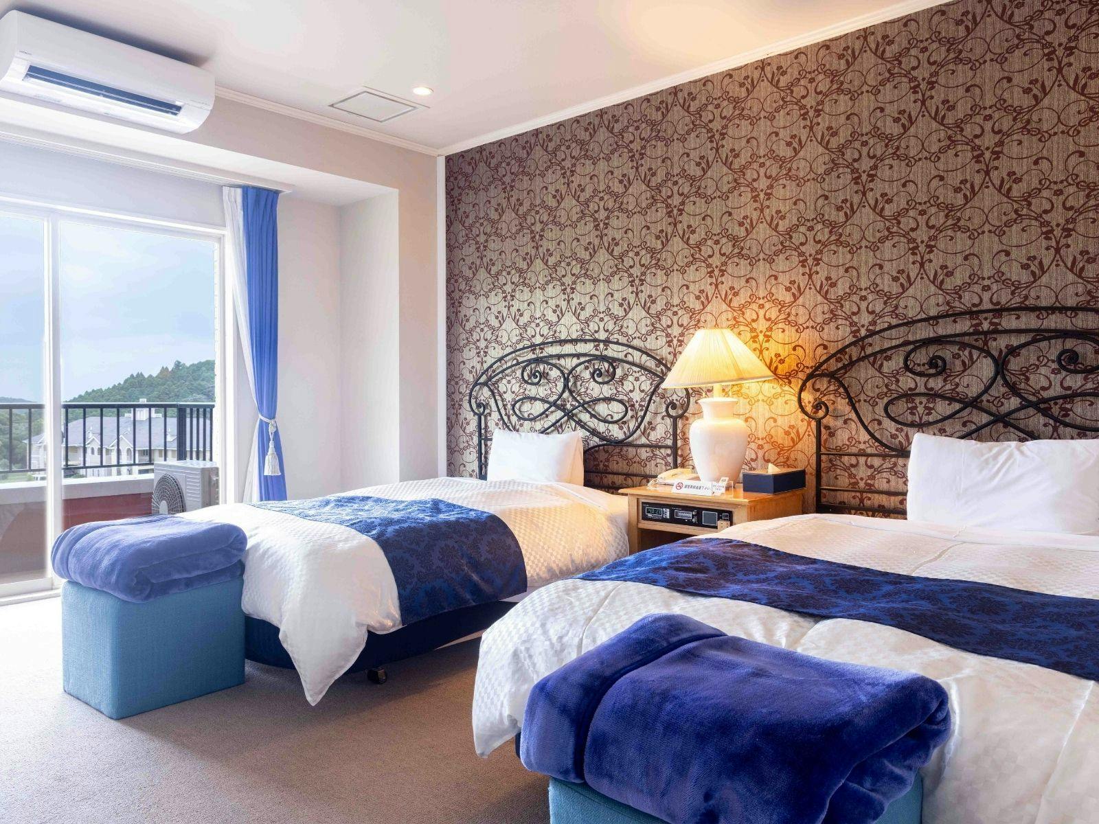 デラックス・ホテル