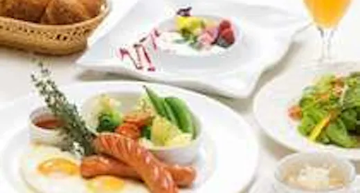 【23時in迄OK】焼きたてパンと選べるメインディッシュ朝食付