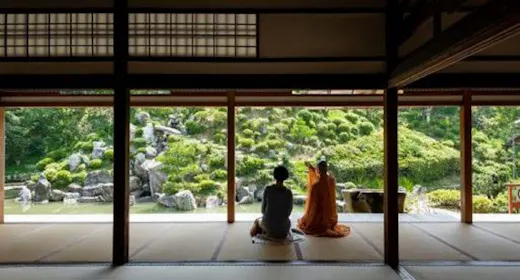 【早朝集合 お寺での和朝食付】宿坊で心清らかに朝のひとときを。智積院で朝拝体験とご朝食 12時out