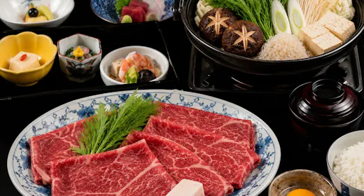 【朝・夕食付】厳選した 「国産牛」 を味わうすき焼き会席プラン・京都温泉<天然自家源泉>