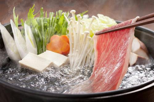 【露天風呂付き客室】八千代特選A5の国産黒毛和牛を堪能＜しゃぶしゃぶ特上コース＞（夕朝食付）