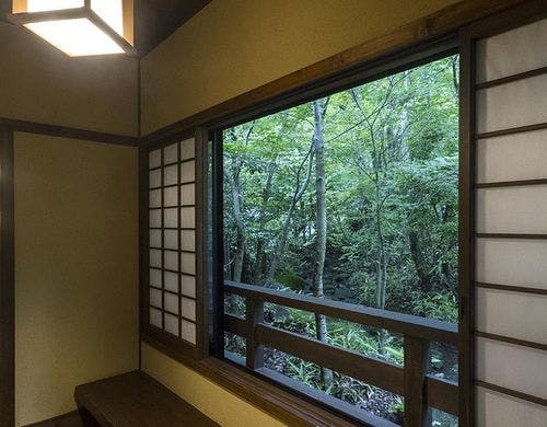 えごの木　切石風呂