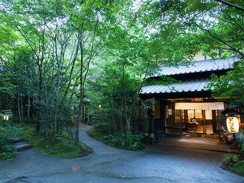 旅館　山河