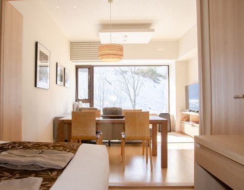 ベッドルームには女性に嬉しい加湿器完備