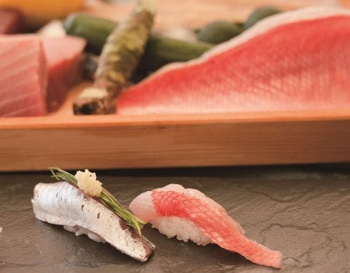 職人厳選の旬魚を寿司で　※一例