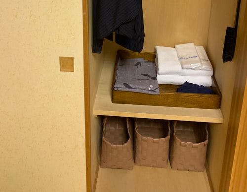 タオル・浴衣・スリッパ・羽織など。