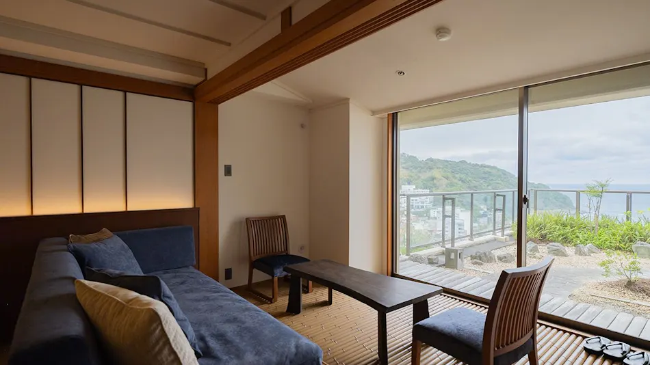 IZU RETREAT by Onko Chishin