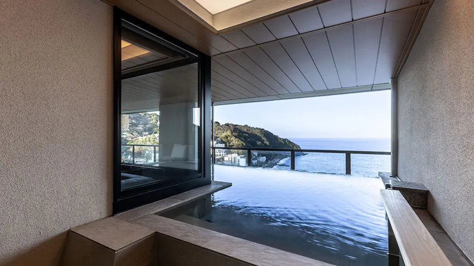 IZU RETREAT by Onko Chishin
