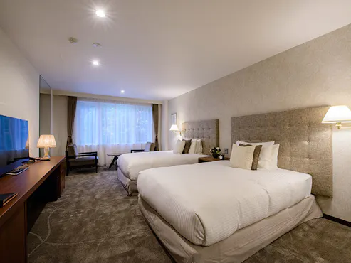 ซูพีเรีย ทวิน