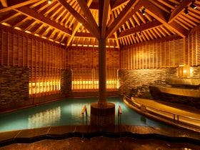 函館・湯の川温泉 ホテル万惣