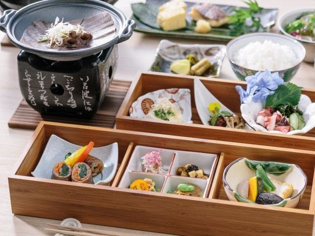 灯屋　迎帆楼