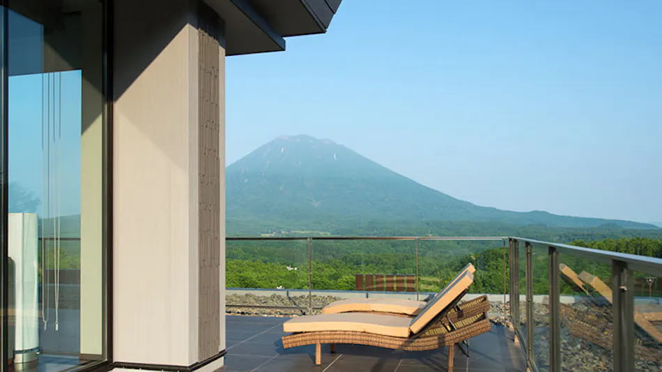 Aya Niseko