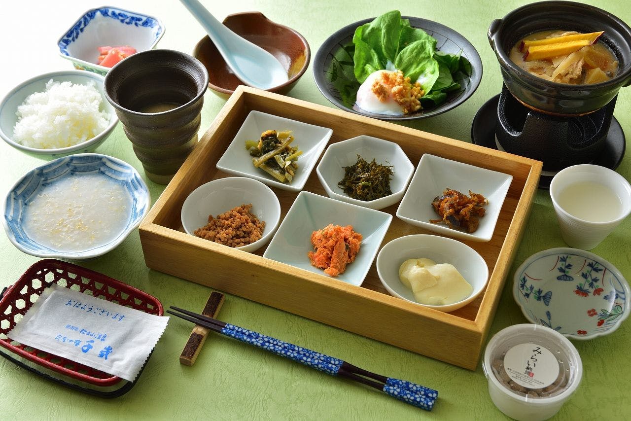 【美味少量】「二汁五菜」のお料理少な目プラン