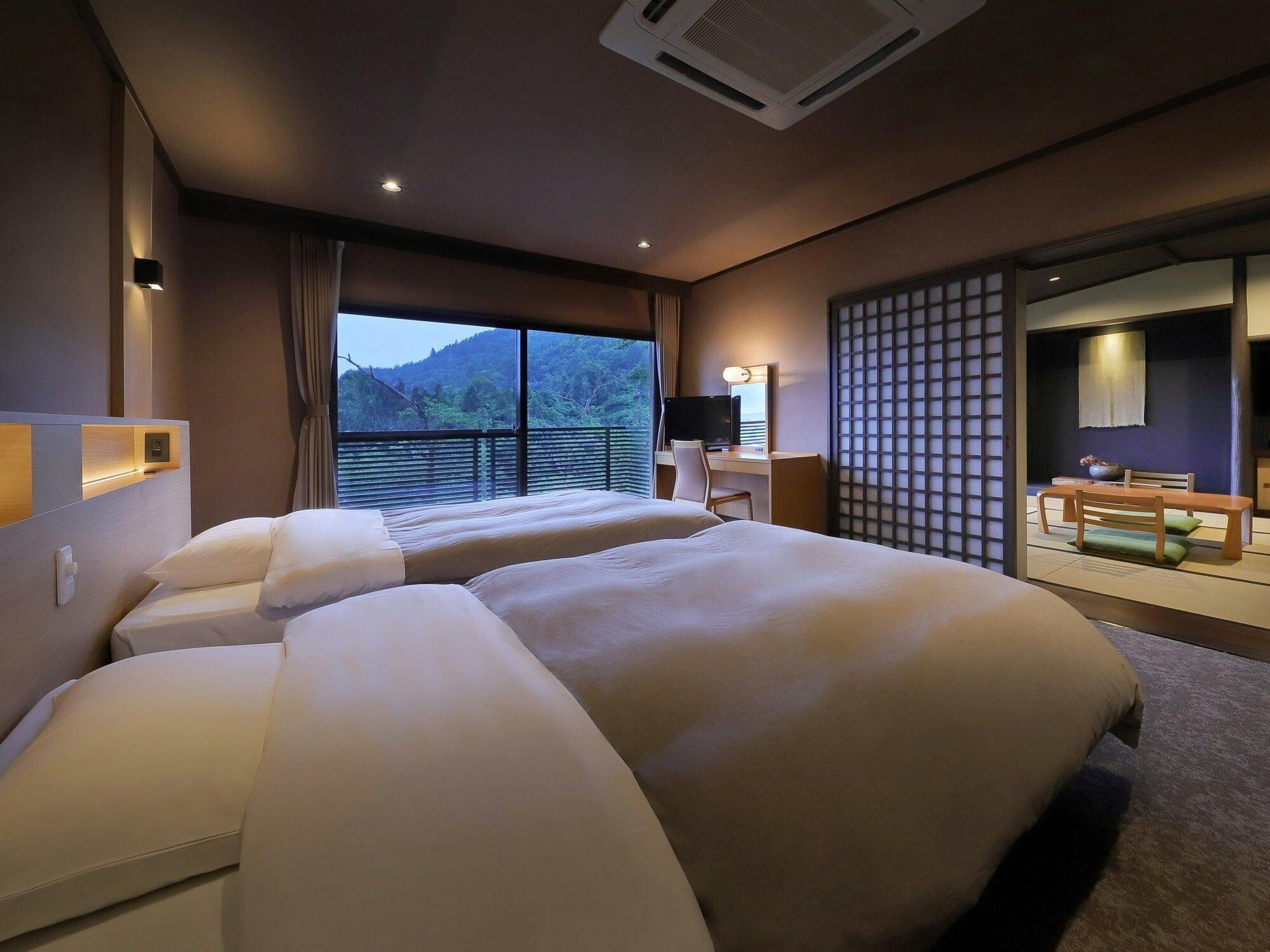 ジュニアスイート