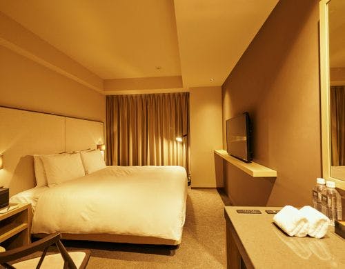 ＜デラックスダブル＞23平米/ベッド幅180cm