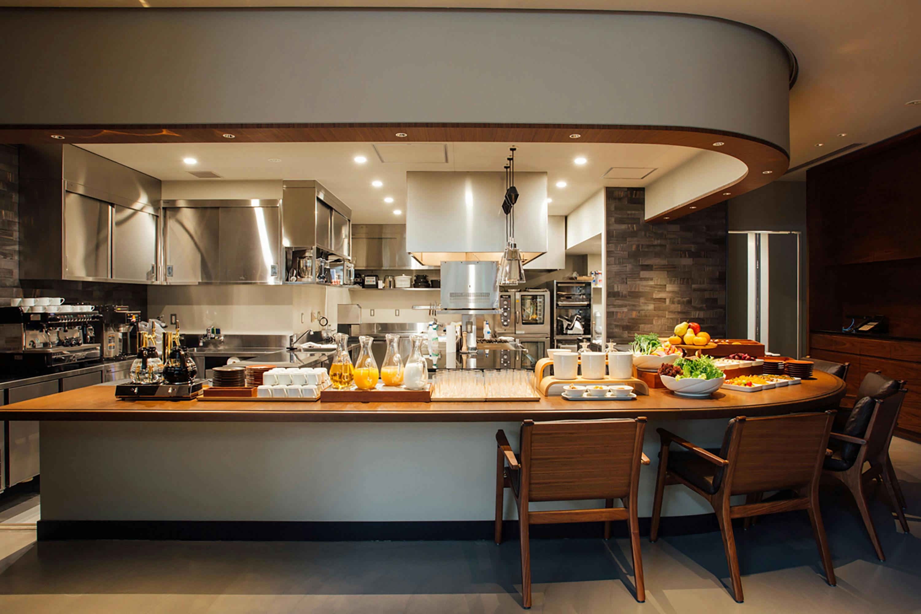 1階・Bistro NOHGA/オープンキッチン