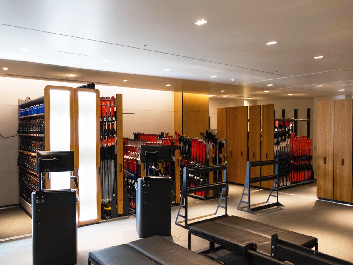 专职人员常驻的滑雪谷