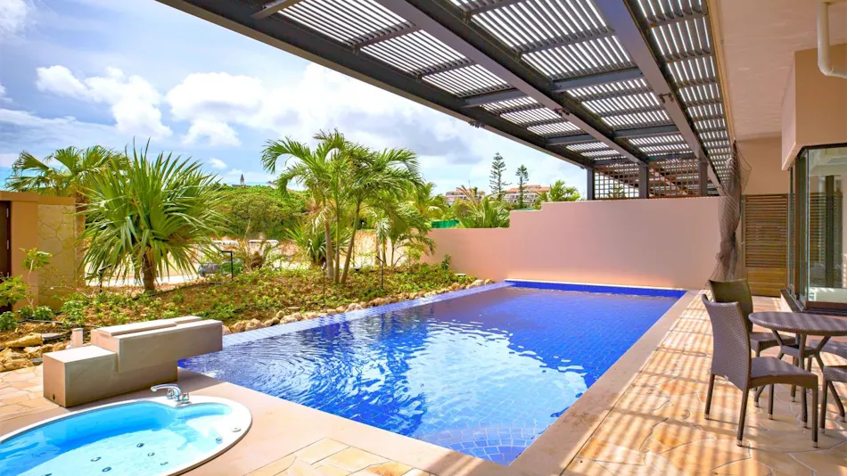 Hotel Shigira Mirage