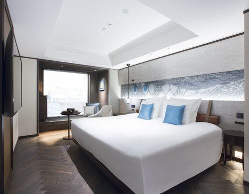 デラックスコーナーキングルーム