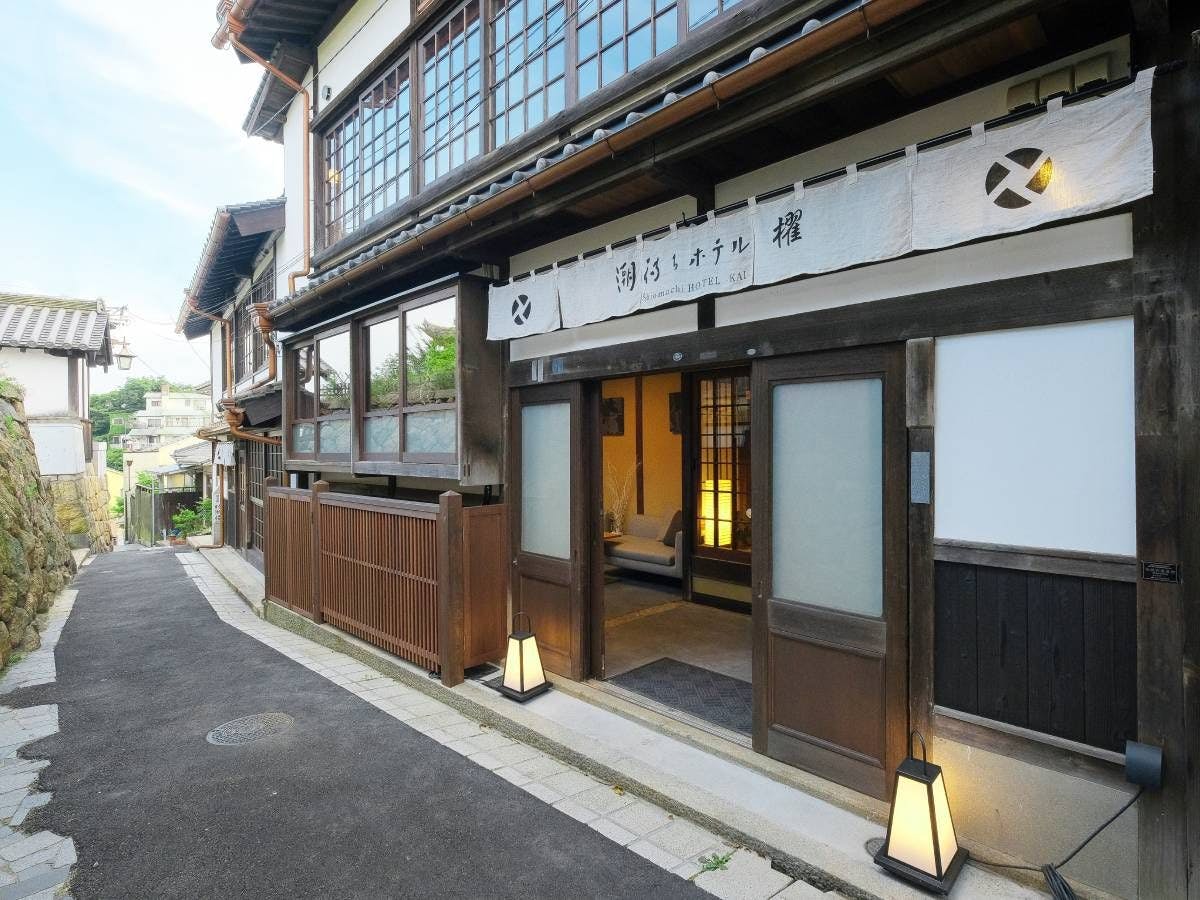 ■โรงแรมรอคลื่น櫂-KAI- หน้าตึกไทโชโร■