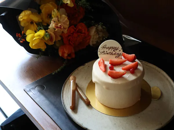 Anniversary Stay 【フラワーブーケ、ケーキ付き】