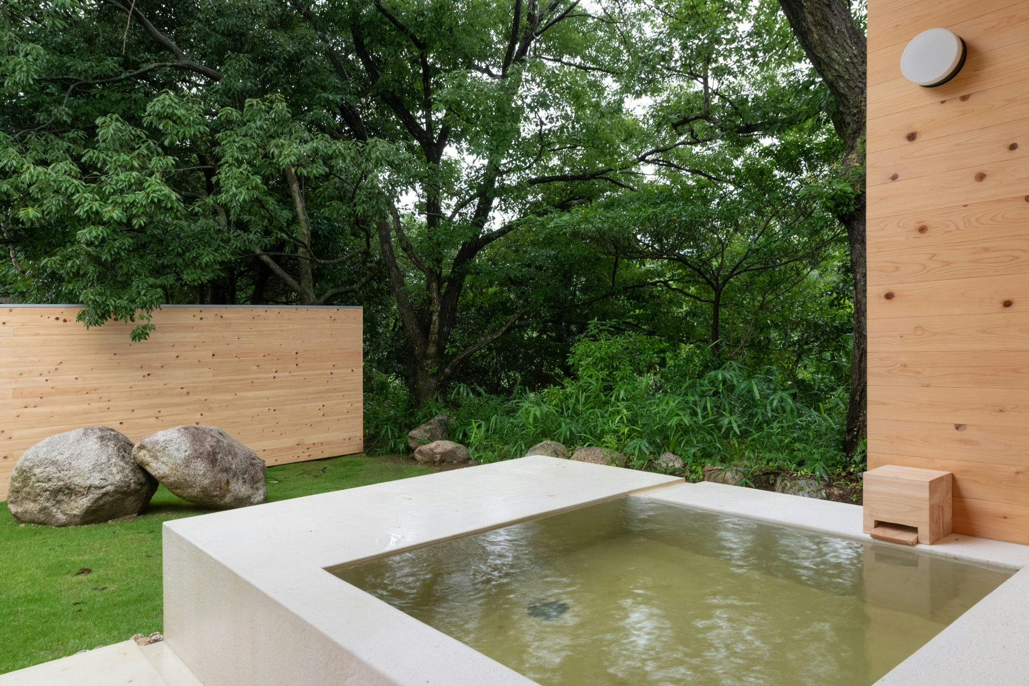 アクアイグニス別邸 湯の山温泉 素粋居