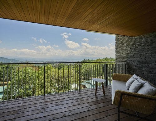 ジュニアスイート