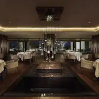 メインダイニング