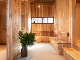 ＮＩＰＰＯＮＩＡ　白鷹　源内邸