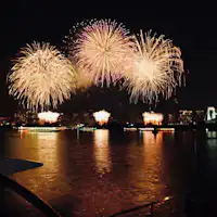 花火観覧クルーズ イメージ