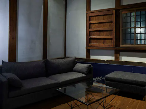 Ruang Tamu Kamar 102