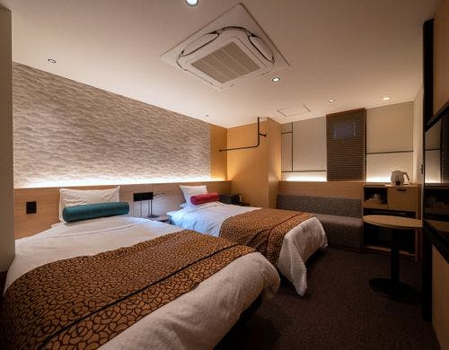 客室／【こまくさ】