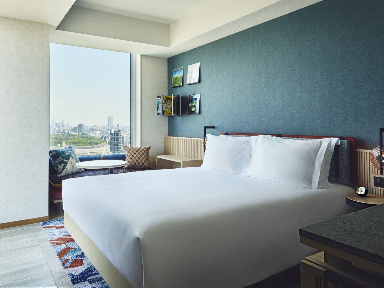 1 King Premium City View Corner High Flo