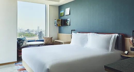 1 King Premium City View Corner High Flo