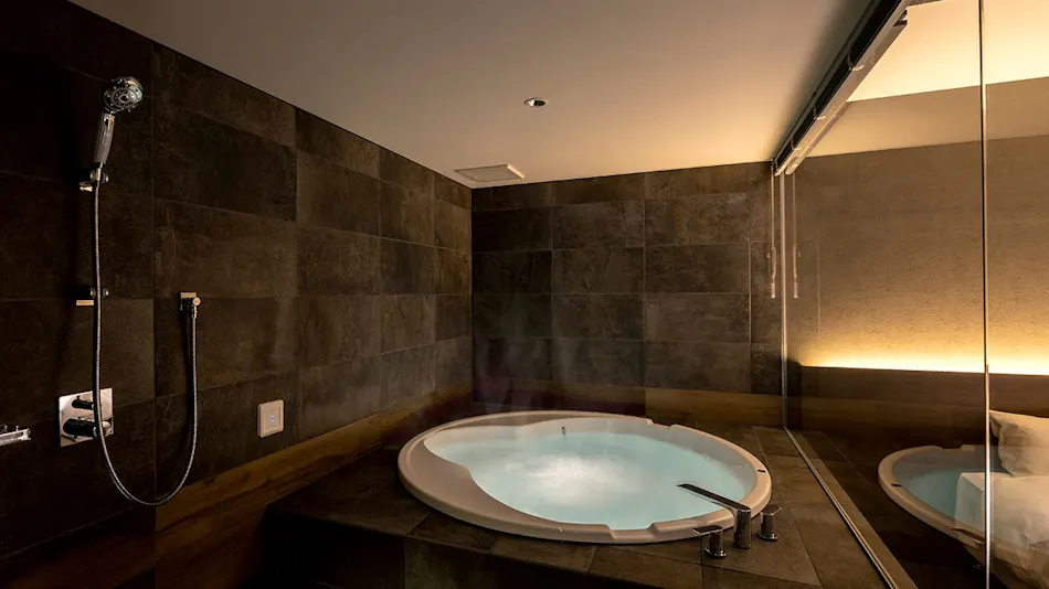 Royal Chester Nagasaki Hotel & Retreat