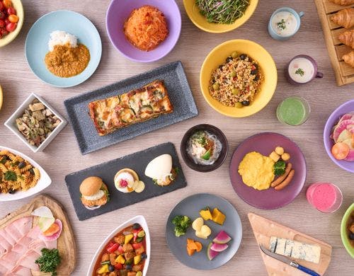 ＜Breakfast Buffet＞朝食集合