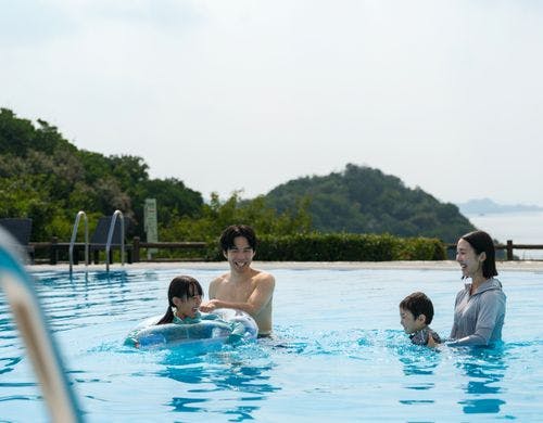 ガーデンプール（夏季限定）